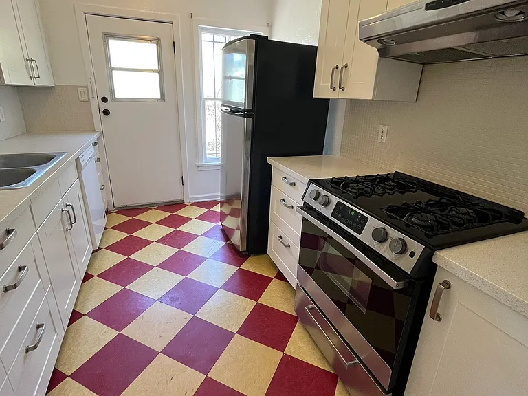 806 Tularosa Dr #11 — Photo 12