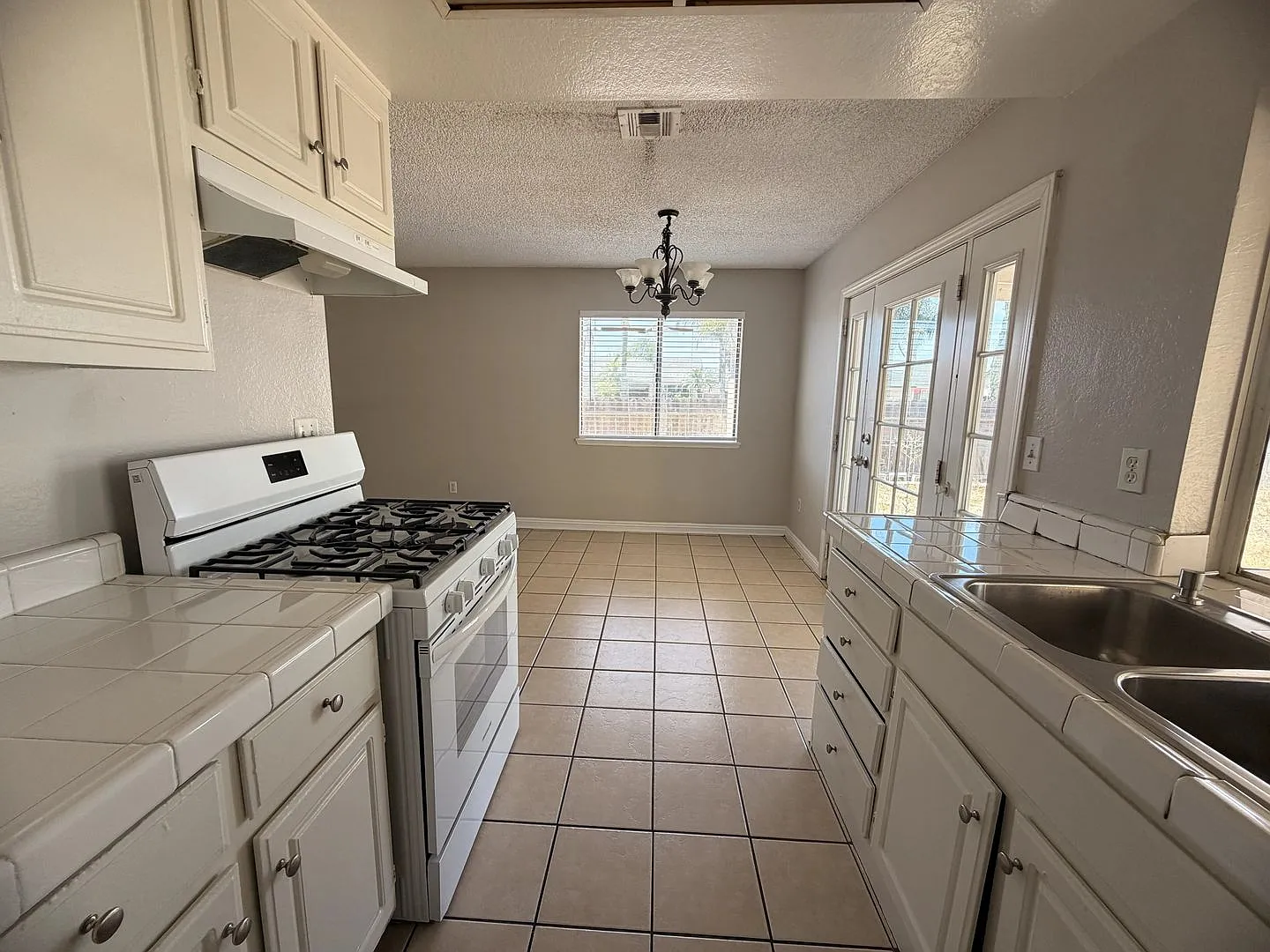 14243 Perham Ct, Moreno Valley, CA 92553 | Beautiful Moreno Valley Home Offering Comfort, Space &... — Photo 2