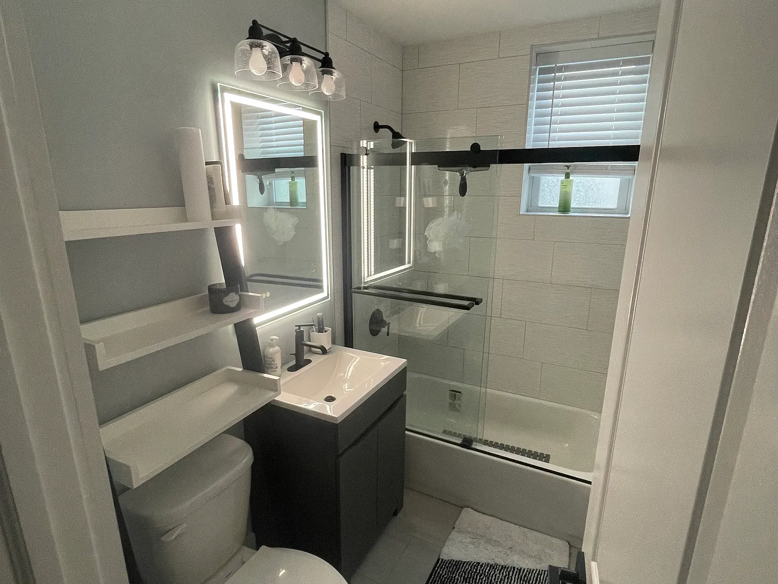 1 bed, 790 sqft, $2,700 — Photo 3