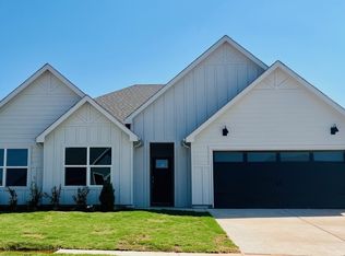 4130 Cornerstone Cir, Granbury, TX 76048