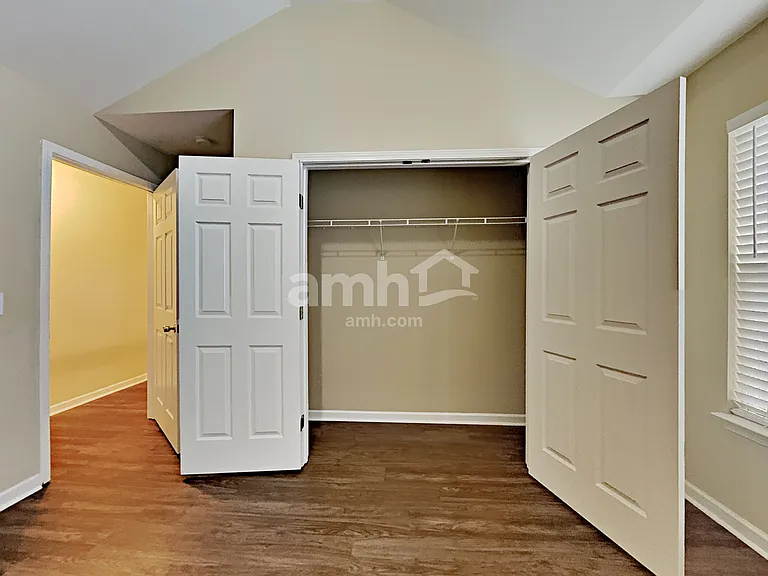 1209 Bending Creek Dr — Photo 12