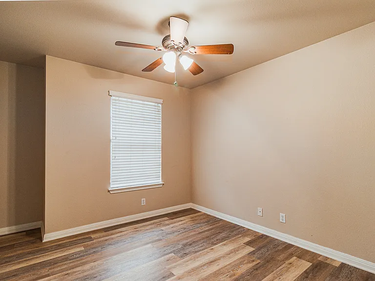 104 San Antonio Rd #502 — Photo 6