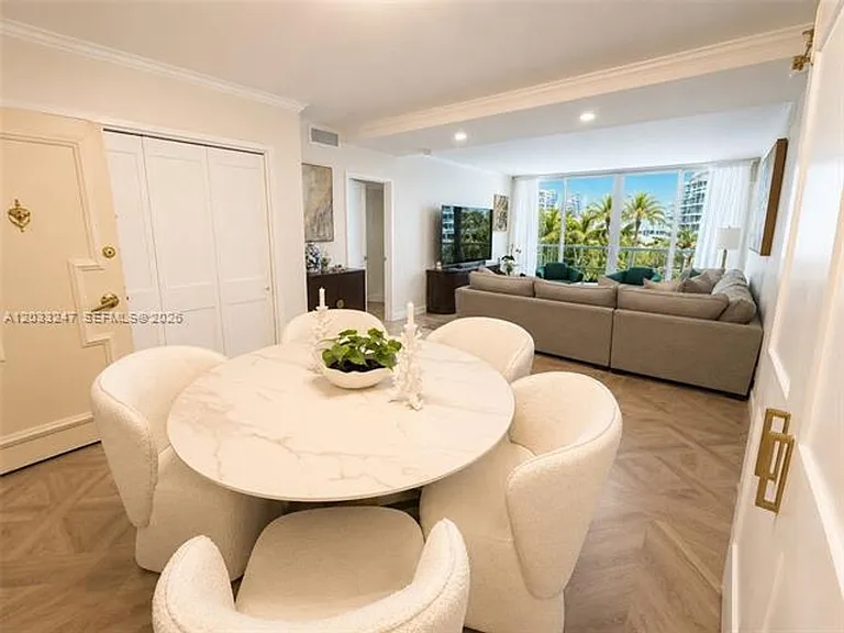5700 Collins Ave #3A — Photo 13