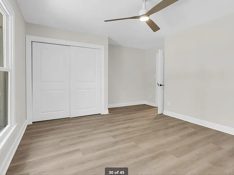 Green Lake Dr — Photo 22