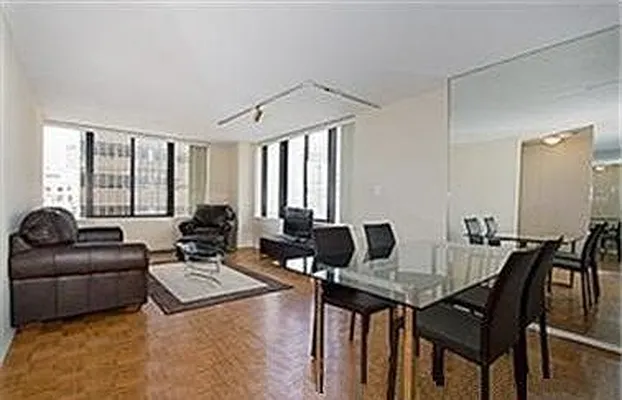 Rented by Renetta Real Estate | media 36