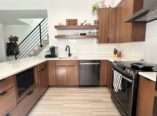 1112 T St NW #2, Washington, DC 20009