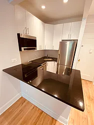 Rented by Metropolis Real Estate of Manhattan