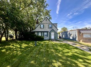 738 Washington Ave, Holland, MI 49423