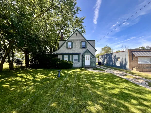 738 Washington Ave, Holland, MI 49423