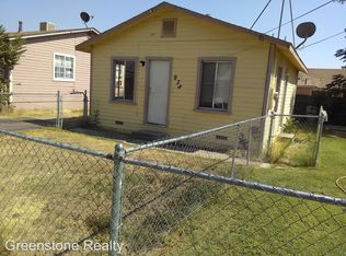 938 Sterling Rd, Bakersfield, CA 93306