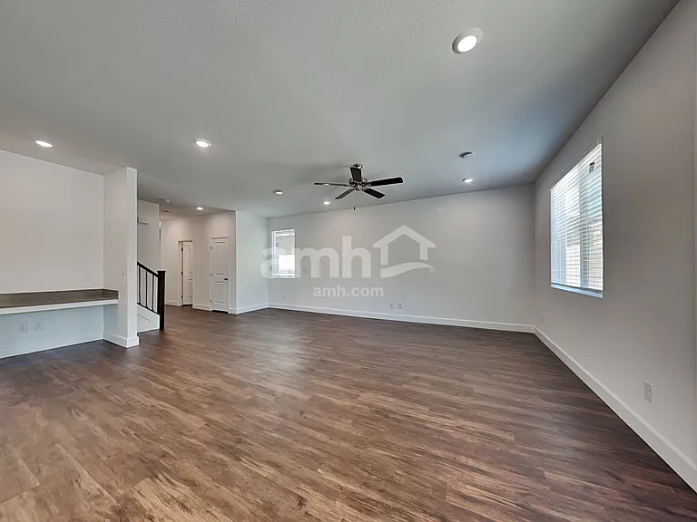 4828 Blushing Star St — Photo 10