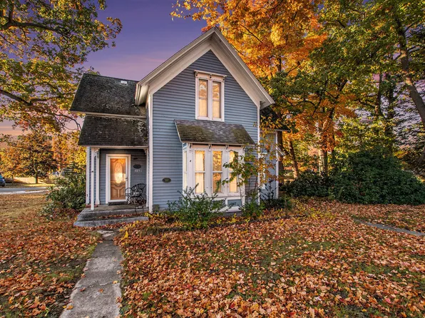 4851 Dowling St, Montague, MI 49437