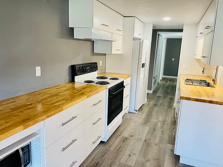 6490 S Dayton St #L8 — Photo 2