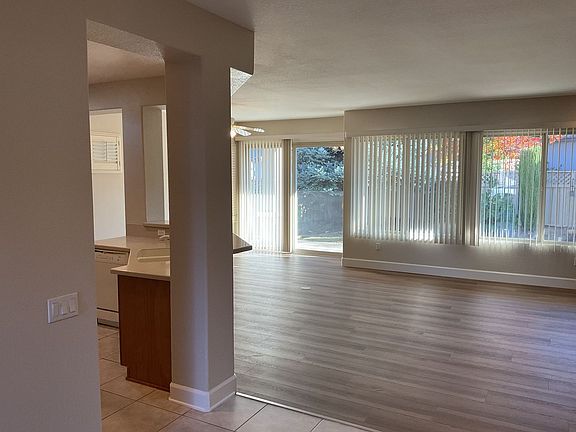 3rd image of 1689 Gingersnap Ln