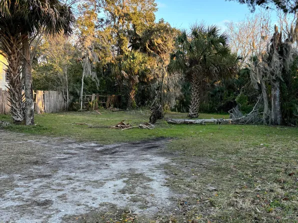 218 Herbert St, Port Orange, FL 32129