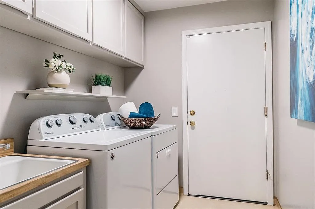 3 bed, 2164 sqft, $5,250 — Photo 2