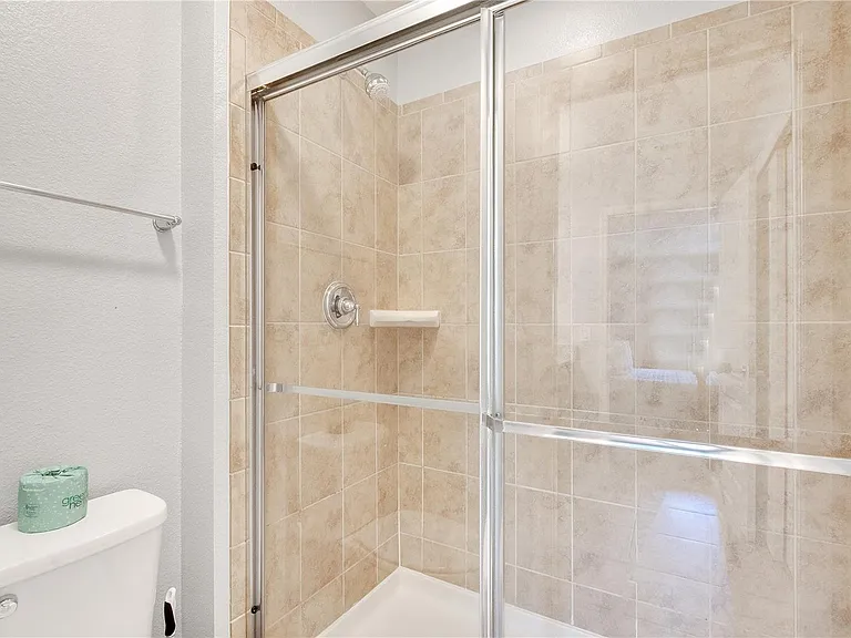 8827 Geneve Ct — Photo 41