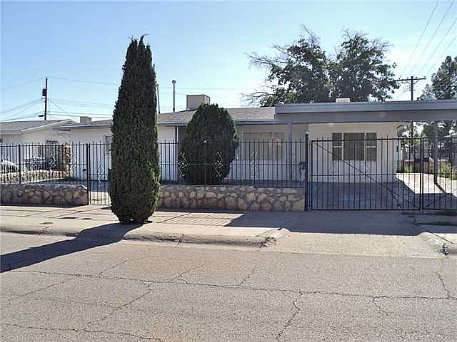 1st image of 1517 Dennis Cir