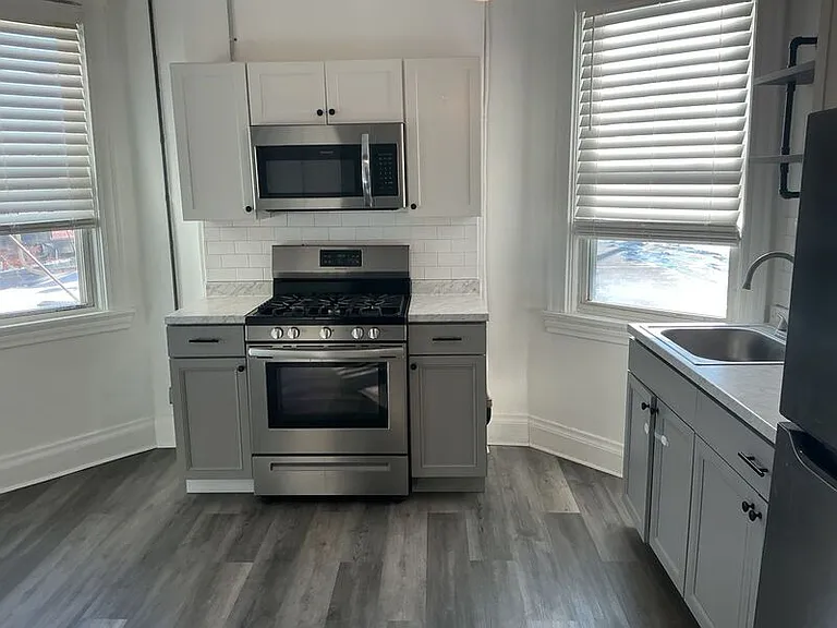 4539 Montgomery Rd #3 — Photo 5