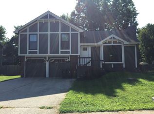 105 Warrior Rd, Smithville, MO 64089