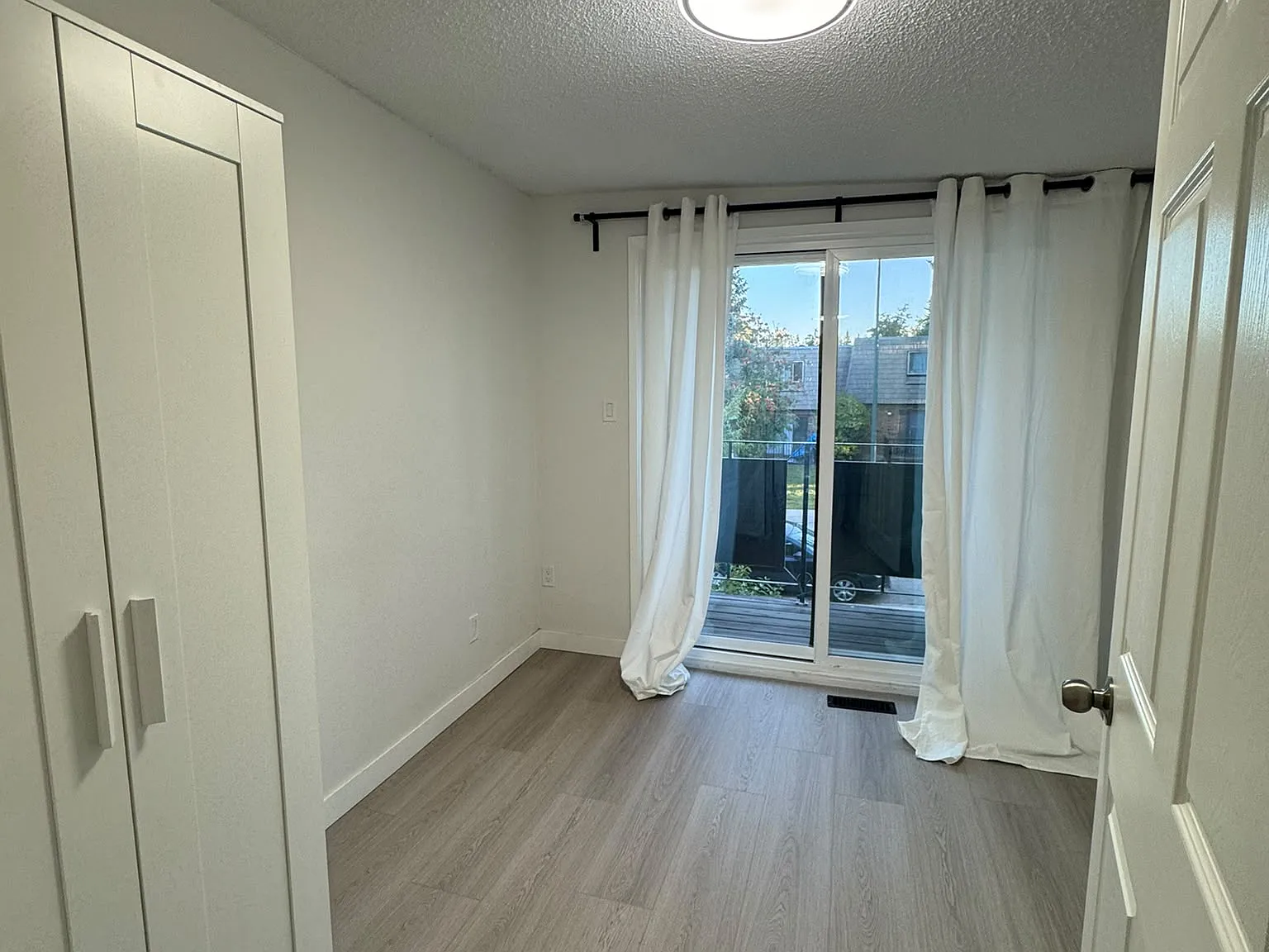 Your Next Home Awaits | 2 Bed 1 Bath | $1,700 — Photo 4
