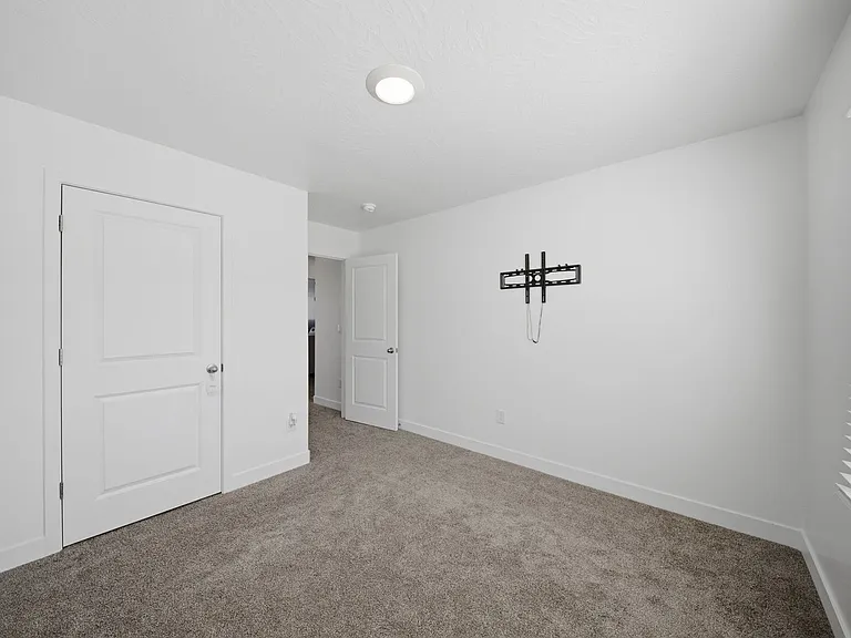 1677 S Cedar Mesa Dr — Photo 24