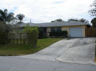 3886 Carnation Cir S, Palm Beach Gardens, FL 33410