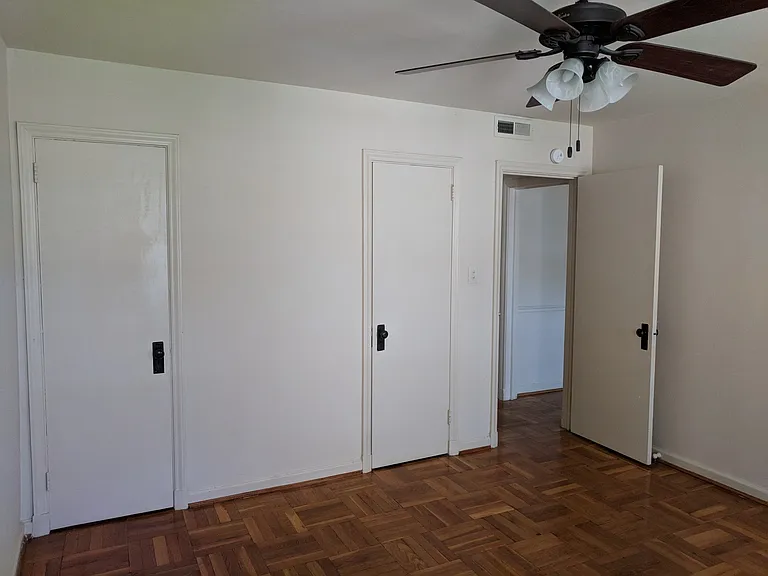 2606 Kensington Avenue — Photo 18