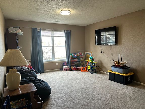 3rd image of 1418 Osprey Way