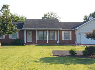 50 Montmorency Dr, Bunker Hill, WV 25413