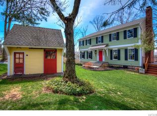 68 Ridge Rd, Valley Cottage, NY 10989