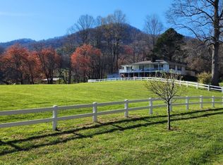 2777 Fodder Creek Rd, Hiawassee, GA 30546