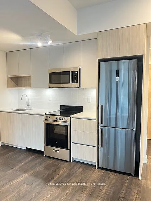 2 bed, $2,100 — Photo 4