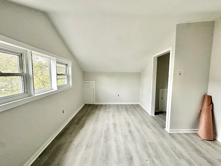 1891 Point Pleasant Ave — Photo 12