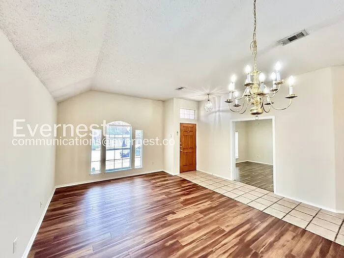 7912 Boylston Dr — Photo 8