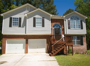 2176 Cold Springs Cir, Lithonia, GA 30058