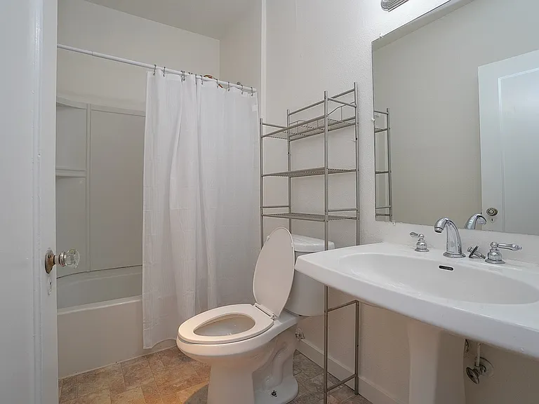 2389 W Boise Ave — Photo 22