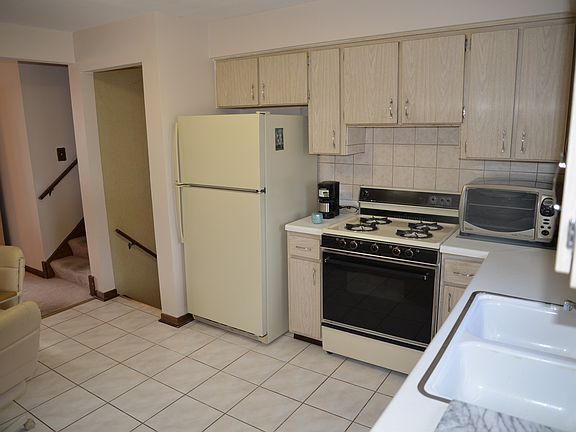 5th image of 5304 Franklin Ave