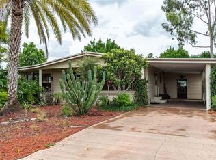 1424 Apache Cir, Tavares, FL 32778