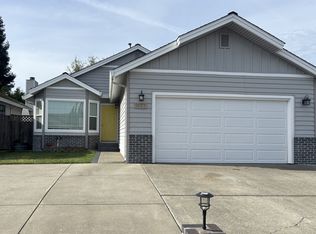 7477 Mercedes Way, Rohnert Park, CA 94928