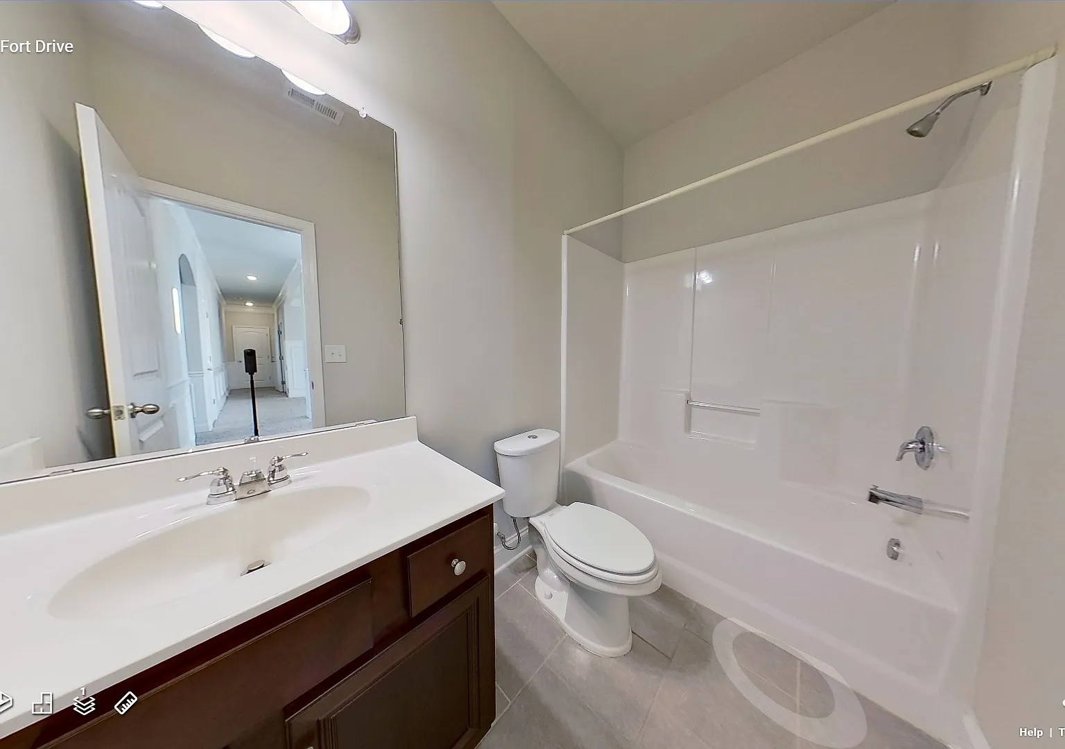 5 bed, 3600 sqft, $3,200 — Photo 4