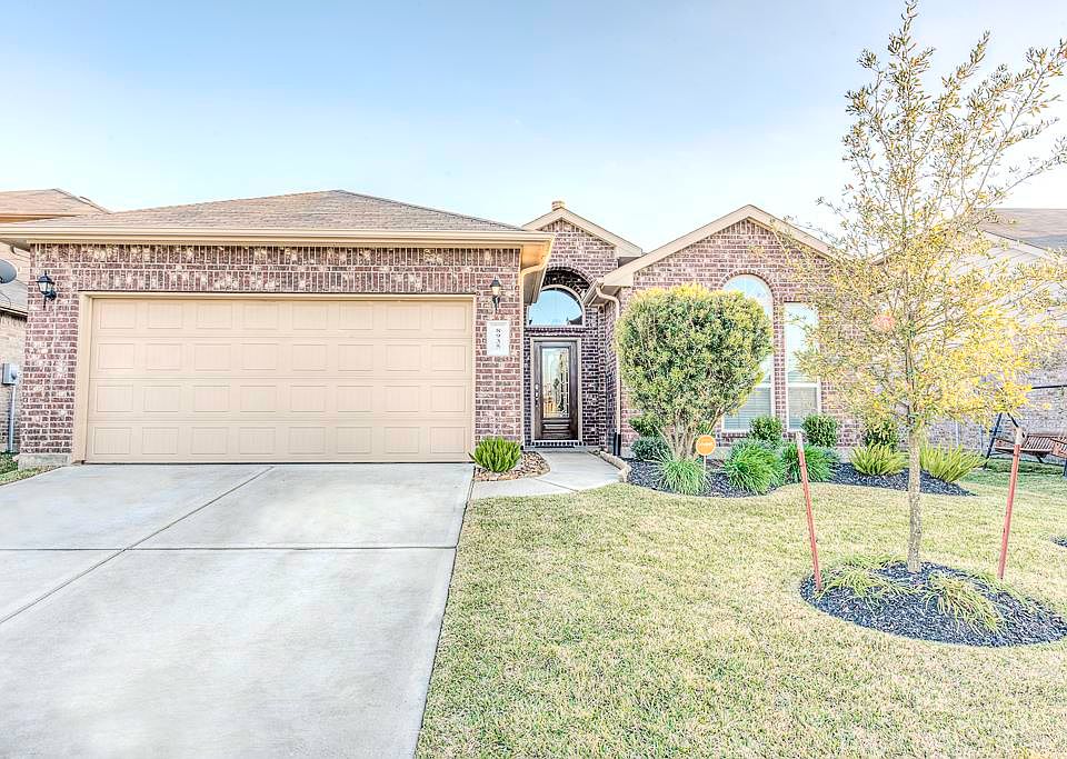 1st image of 8935 Alcina Dr
