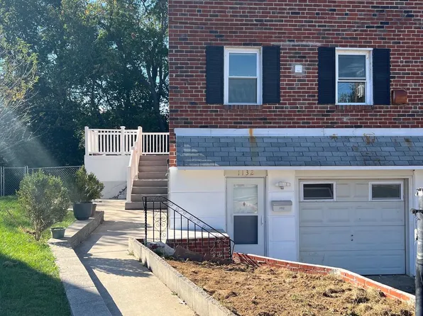 1132 Alton Pl, Philadelphia, PA 19115