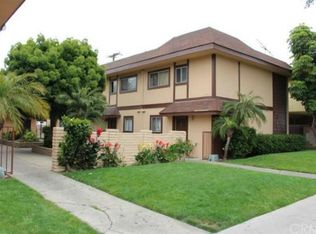 850 Center St, Costa Mesa, CA 92627