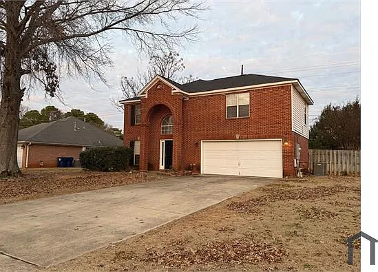 4 bed, 2144 sqft, $2,350 — Photo 4