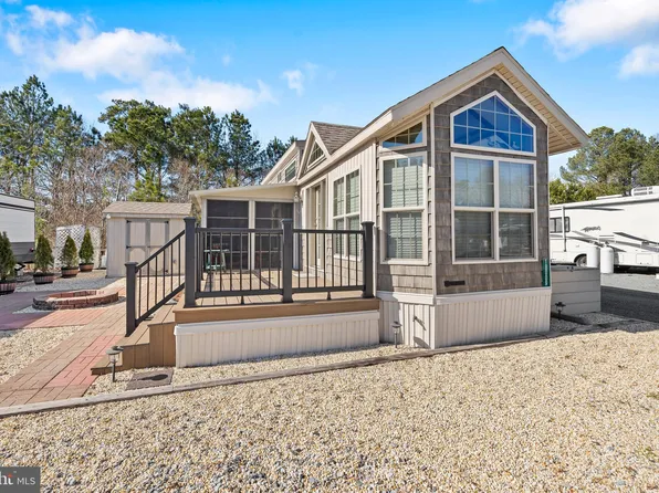 18009 White Oak Ct, Lewes, DE 19958