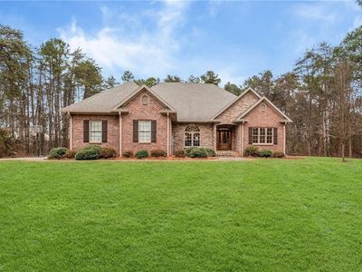 169 King Arthur Ln, Advance, NC, 27006