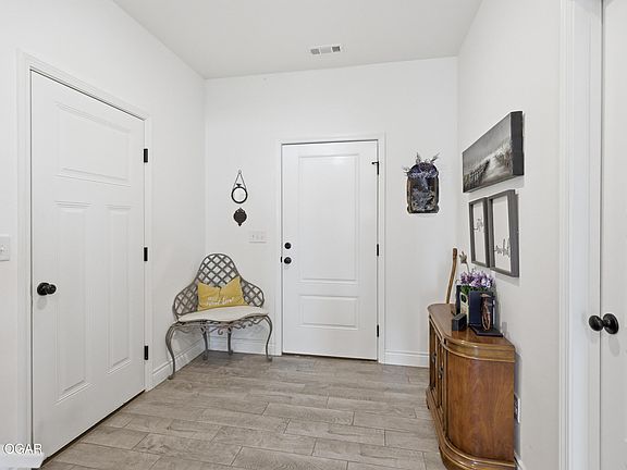 4th image of 103 Gabriel Blvd