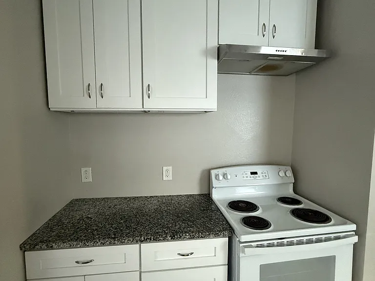 1133 S Brownlee Blvd — Photo 7