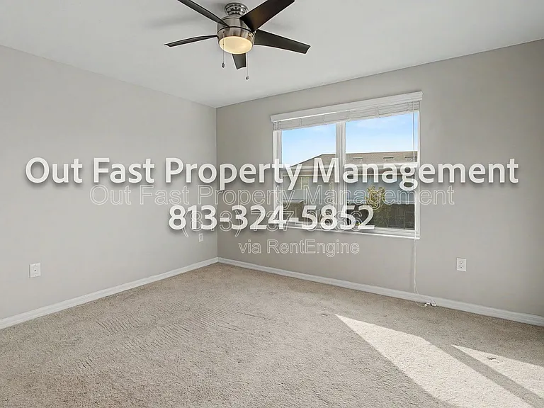 6919 Holly Heath Dr — Photo 37